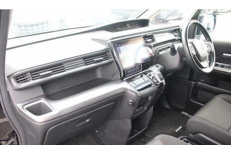 Honda Stepwgn IV, 2016 год, 1 351 230 рублей, 23 фотография