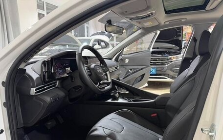 Hyundai Elantra, 2022 год, 1 347 000 рублей, 7 фотография