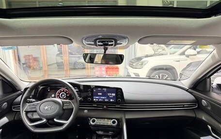 Hyundai Elantra, 2022 год, 1 347 000 рублей, 11 фотография