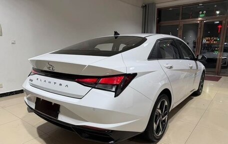 Hyundai Elantra, 2022 год, 1 347 000 рублей, 4 фотография