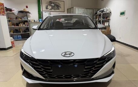Hyundai Elantra, 2022 год, 1 347 000 рублей, 2 фотография