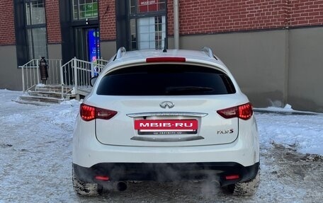 Infiniti FX II, 2010 год, 1 490 000 рублей, 5 фотография