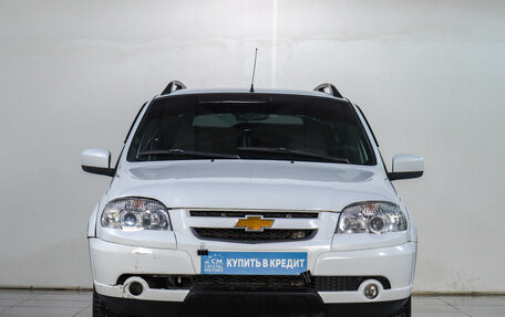 Chevrolet Niva I рестайлинг, 2013 год, 549 000 рублей, 2 фотография