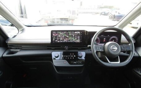 Nissan Serena, 2022 год, 2 245 153 рублей, 9 фотография