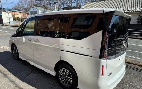 Nissan Serena, 2022 год, 2 250 153 рублей, 4 фотография