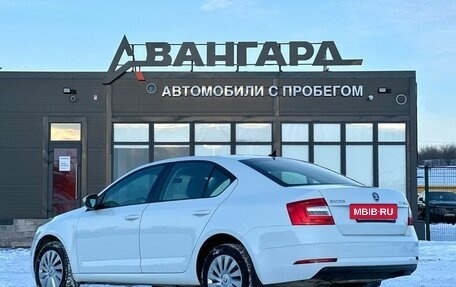 Skoda Octavia, 2018 год, 1 870 000 рублей, 3 фотография