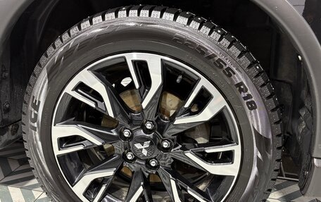 Mitsubishi Outlander III рестайлинг 3, 2021 год, 3 300 000 рублей, 14 фотография