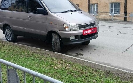Toyota Lite Ace IV, 1996 год, 770 000 рублей, 2 фотография