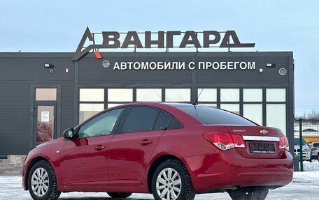 Chevrolet Cruze II, 2010 год, 750 000 рублей, 3 фотография
