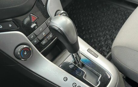 Chevrolet Cruze II, 2010 год, 750 000 рублей, 14 фотография