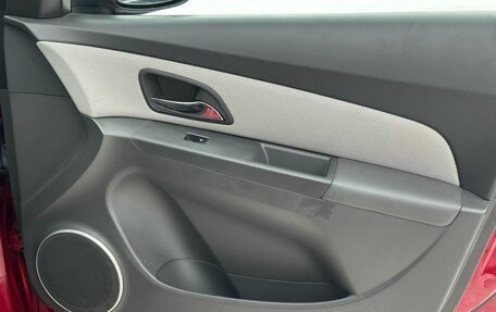 Chevrolet Cruze II, 2010 год, 750 000 рублей, 16 фотография