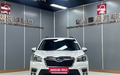 Subaru Forester, 2020 год, 2 200 000 рублей, 2 фотография
