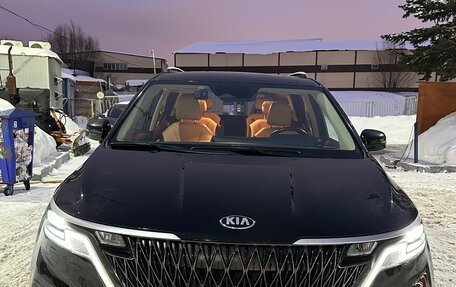 KIA Carnival, 2021 год, 3 300 000 рублей, 9 фотография