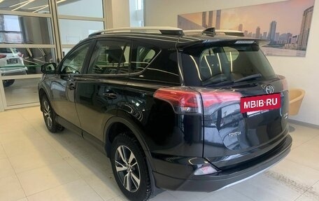 Toyota RAV4, 2016 год, 2 210 500 рублей, 6 фотография