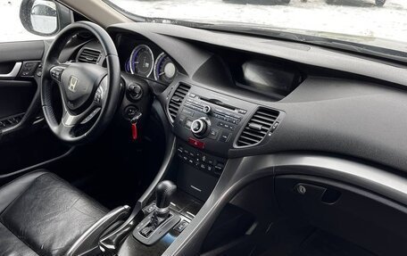 Honda Accord VIII рестайлинг, 2011 год, 1 125 000 рублей, 13 фотография