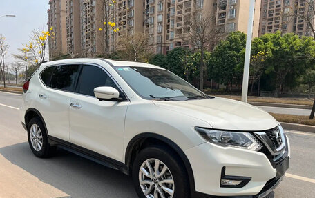 Nissan X-Trail, 2022 год, 1 850 000 рублей, 2 фотография