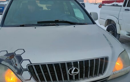 Lexus RX IV рестайлинг, 1999 год, 550 000 рублей, 1 фотография