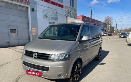 Volkswagen Caravelle T5, 2011 год, 1 750 000 рублей, 11 фотография