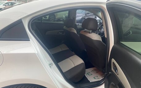 Chevrolet Cruze II, 2013 год, 783 000 рублей, 9 фотография