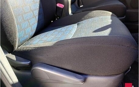 Toyota ISis I, 2015 год, 1 118 230 рублей, 19 фотография