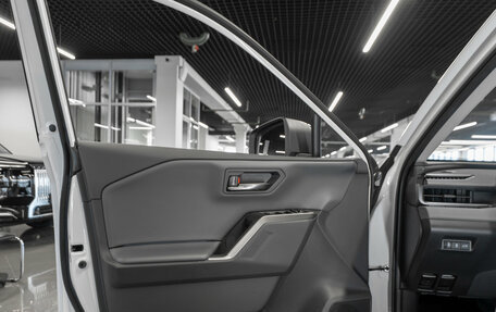 Toyota RAV4, 2025 год, 4 900 000 рублей, 25 фотография