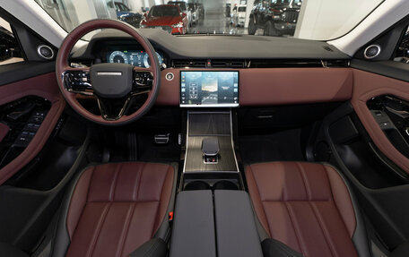 Land Rover Range Rover Evoque II, 2025 год, 6 240 000 рублей, 8 фотография