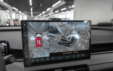 Toyota RAV4, 2025 год, 4 900 000 рублей, 24 фотография