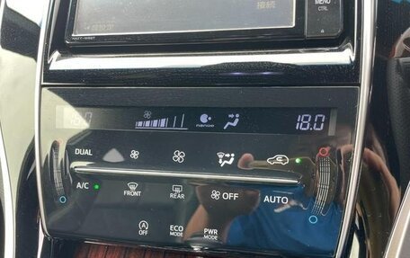 Toyota Harrier, 2017 год, 2 163 000 рублей, 12 фотография