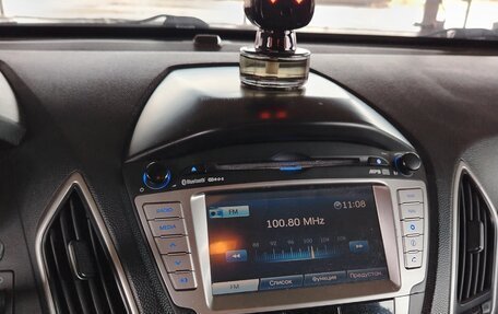 Hyundai ix35 I рестайлинг, 2010 год, 1 150 000 рублей, 4 фотография