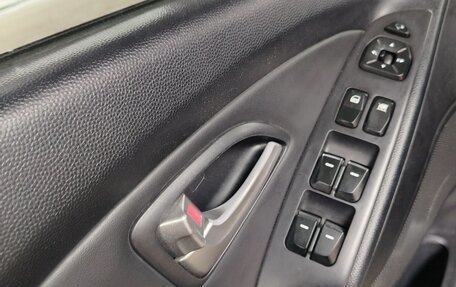 Hyundai ix35 I рестайлинг, 2010 год, 1 150 000 рублей, 12 фотография