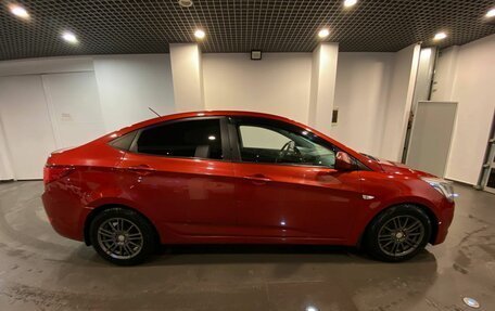 Hyundai Solaris II рестайлинг, 2016 год, 970 000 рублей, 2 фотография