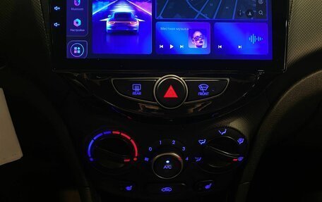 Hyundai Solaris II рестайлинг, 2016 год, 970 000 рублей, 15 фотография