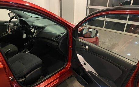 Hyundai Solaris II рестайлинг, 2016 год, 970 000 рублей, 26 фотография