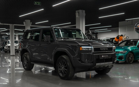 Toyota Land Cruiser Prado, 2024 год, 12 100 000 рублей, 2 фотография