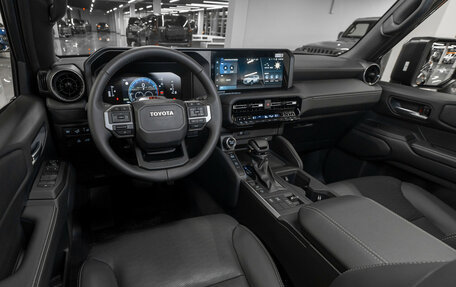 Toyota Land Cruiser Prado, 2024 год, 12 100 000 рублей, 7 фотография