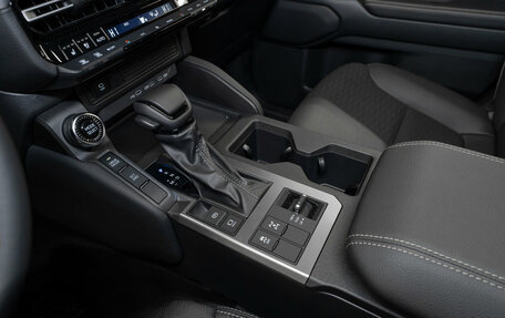 Toyota Land Cruiser Prado, 2024 год, 12 100 000 рублей, 15 фотография