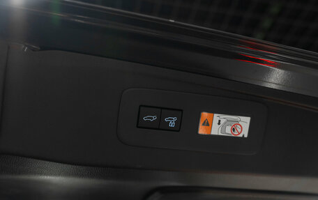 Toyota Land Cruiser Prado, 2024 год, 12 100 000 рублей, 26 фотография