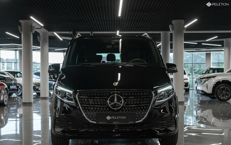 Mercedes-Benz V-Класс, 2024 год, 13 300 000 рублей, 3 фотография