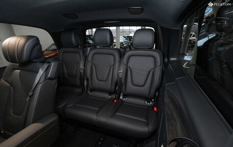 Mercedes-Benz V-Класс, 2024 год, 13 300 000 рублей, 13 фотография