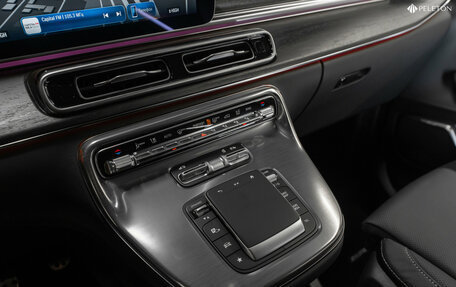 Mercedes-Benz V-Класс, 2024 год, 13 300 000 рублей, 21 фотография