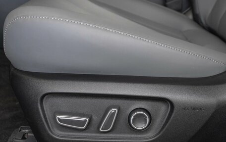 Toyota RAV4, 2026 год, 4 990 000 рублей, 25 фотография