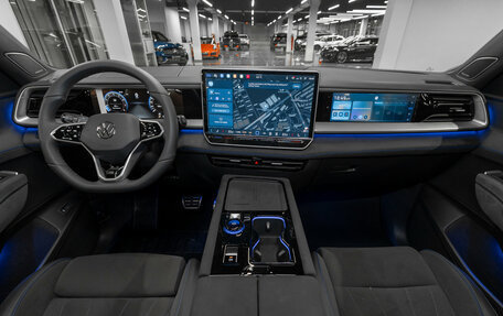 Volkswagen Teramont, 2025 год, 6 240 000 рублей, 8 фотография