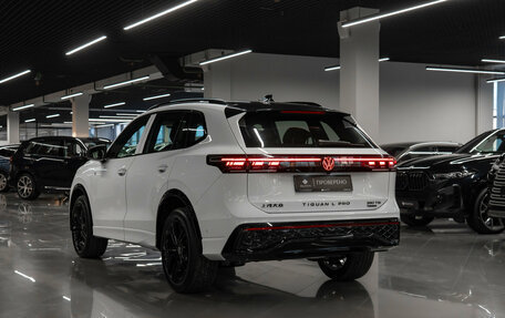 Volkswagen Tiguan, 2025 год, 4 915 000 рублей, 5 фотография