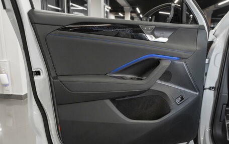 Volkswagen Tiguan, 2025 год, 4 915 000 рублей, 23 фотография