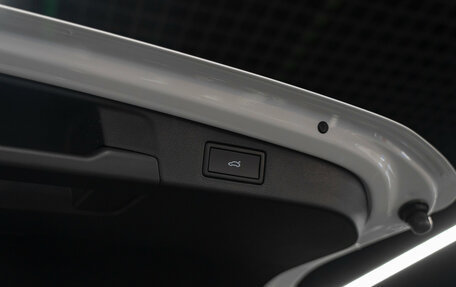 Volkswagen Tiguan, 2025 год, 4 915 000 рублей, 28 фотография