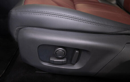 Land Rover Range Rover Evoque II, 2025 год, 6 400 000 рублей, 23 фотография