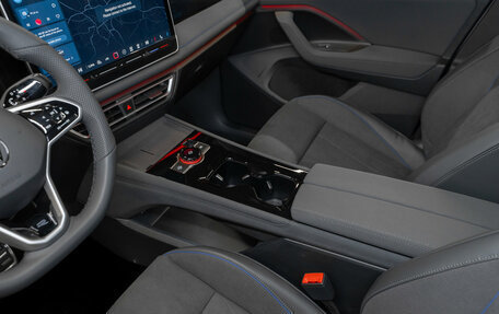 Volkswagen Tiguan, 2025 год, 4 965 000 рублей, 16 фотография