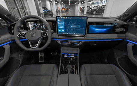 Volkswagen Tiguan, 2025 год, 4 930 000 рублей, 8 фотография