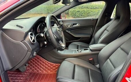Mercedes-Benz CLA, 2018 год, 1 645 000 рублей, 6 фотография