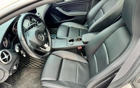 Mercedes-Benz CLA, 2018 год, 1 630 000 рублей, 15 фотография